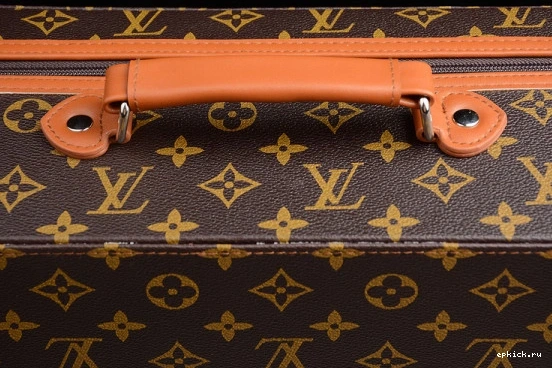 Rep EP 1 AQ0818-158 AIR JORDAN O-W -LouiV CASE) (WITH AQ0818-158 0108